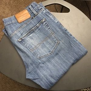 Lucky Jeans
